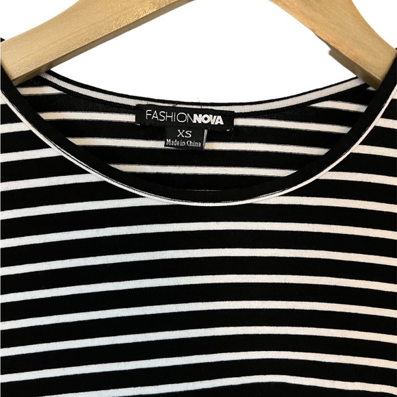 Black & White Stripe Midi Dress - Short Sleeve - Ruching - XS - Picture 9 of 9